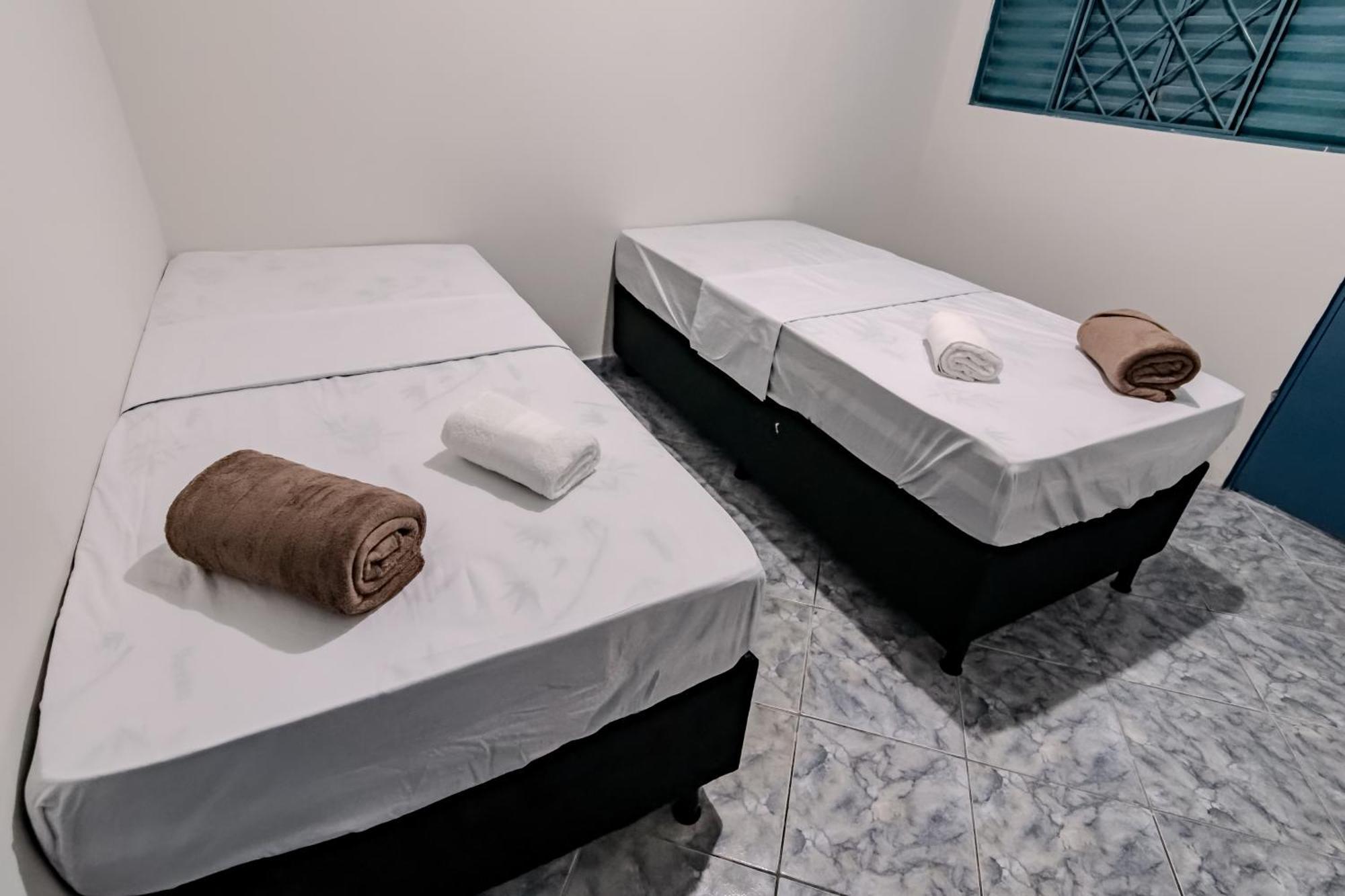 Pousada Roosevelt Quarto 04 - Pousada Central Prox Rodoviaria E Dist Industrial Otel Uberlândia Dış mekan fotoğraf