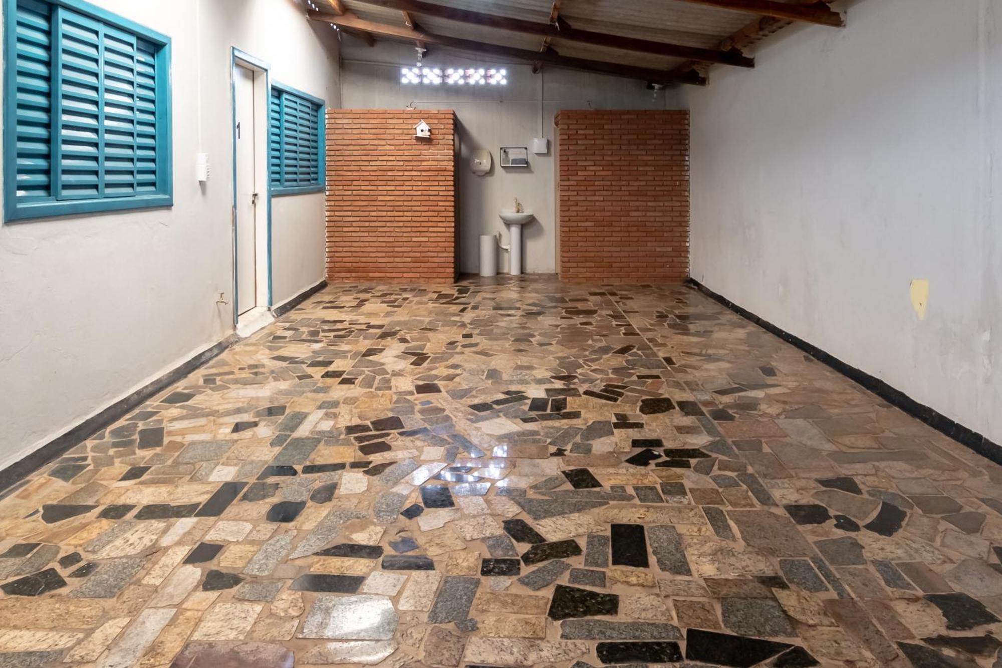 Pousada Roosevelt Quarto 04 - Pousada Central Prox Rodoviaria E Dist Industrial Otel Uberlândia Dış mekan fotoğraf